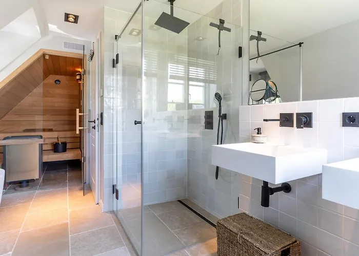 Victoria House Victoria House